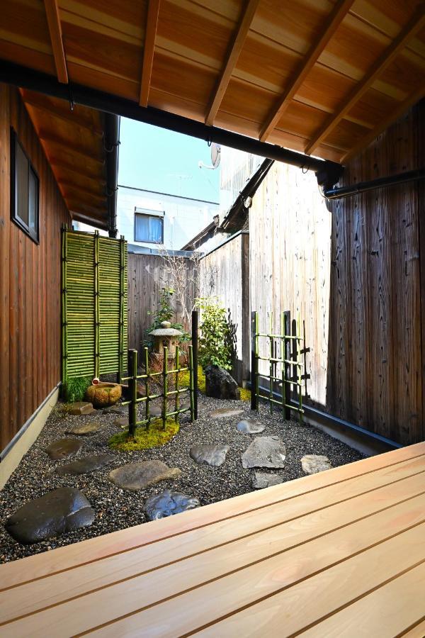 Отель Teahouse Rouji Киото Экстерьер фото