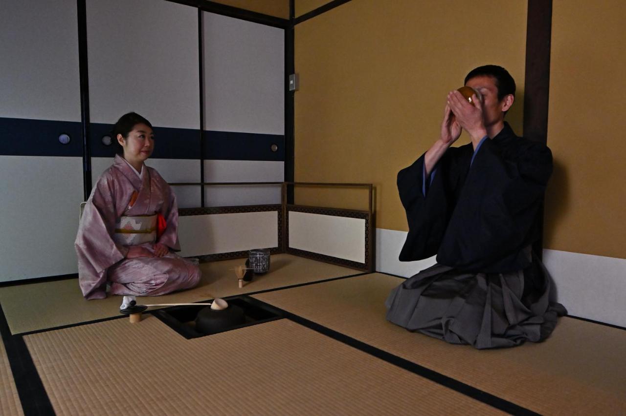 Отель Teahouse Rouji Киото Экстерьер фото